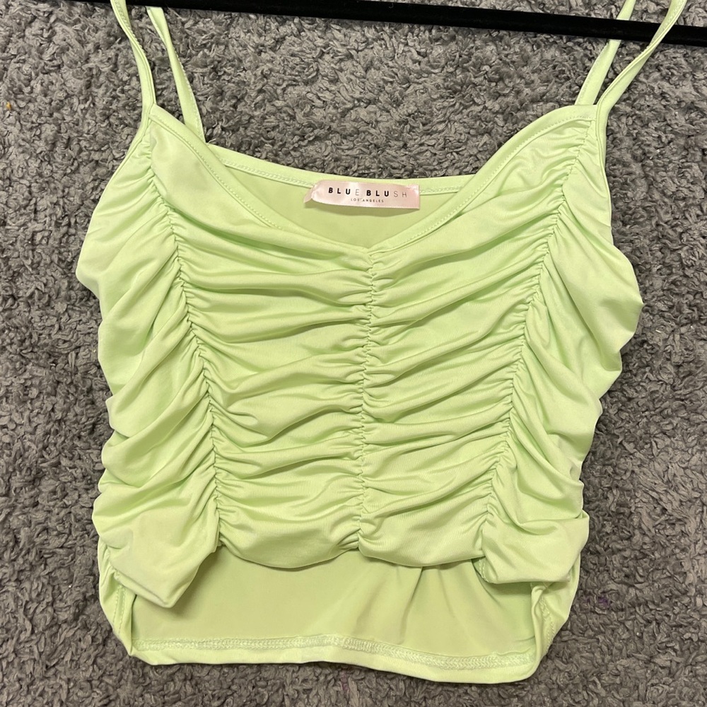 GREEN CROPPED TANK TOP